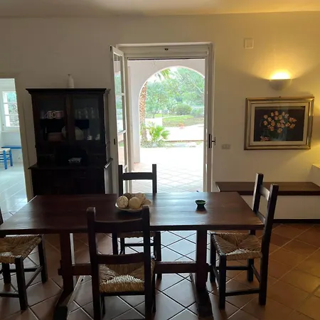 De Bellis Vitti بيت للعطل بولينيانو آ ماري