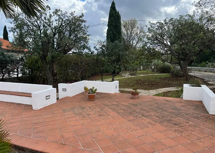 De Bellis Vitti * Полиньяно-а-Маре